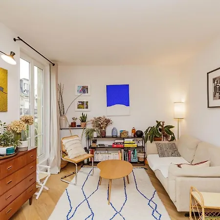 Nice Apt For 4 With Balcony Near Montmartre ! Παρίσι