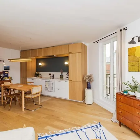 Nice Apt For 4 With Balcony Near Montmartre ! Διαμέρισμα Παρίσι